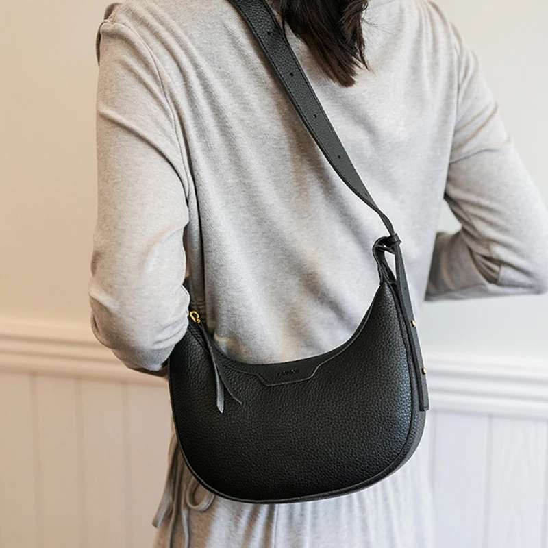 Cross border niche handbag wom - đánh giá và giá Half Moon Crescent