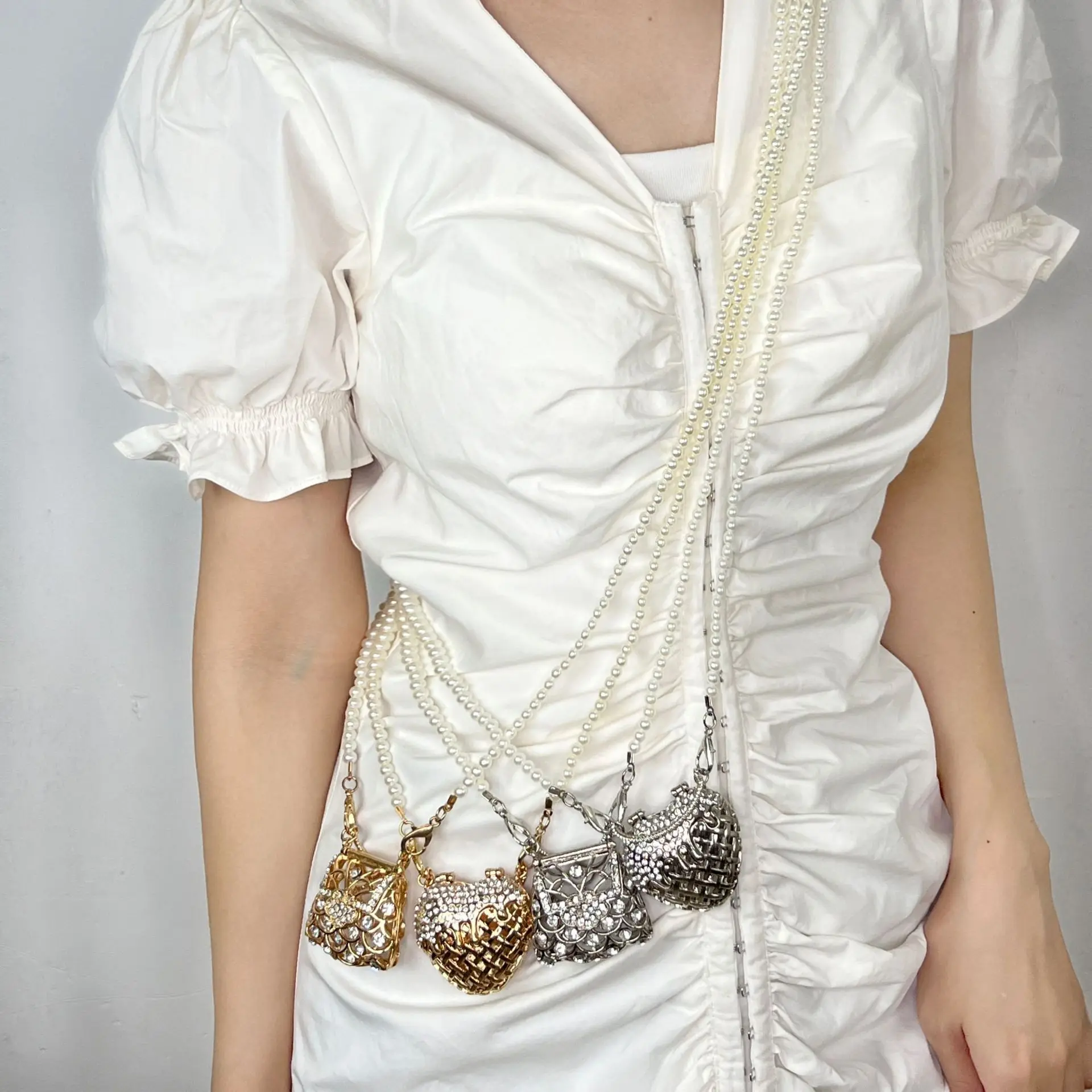 Designer Hollowed Out Heart- H - đánh giá và giá Women Bags Max