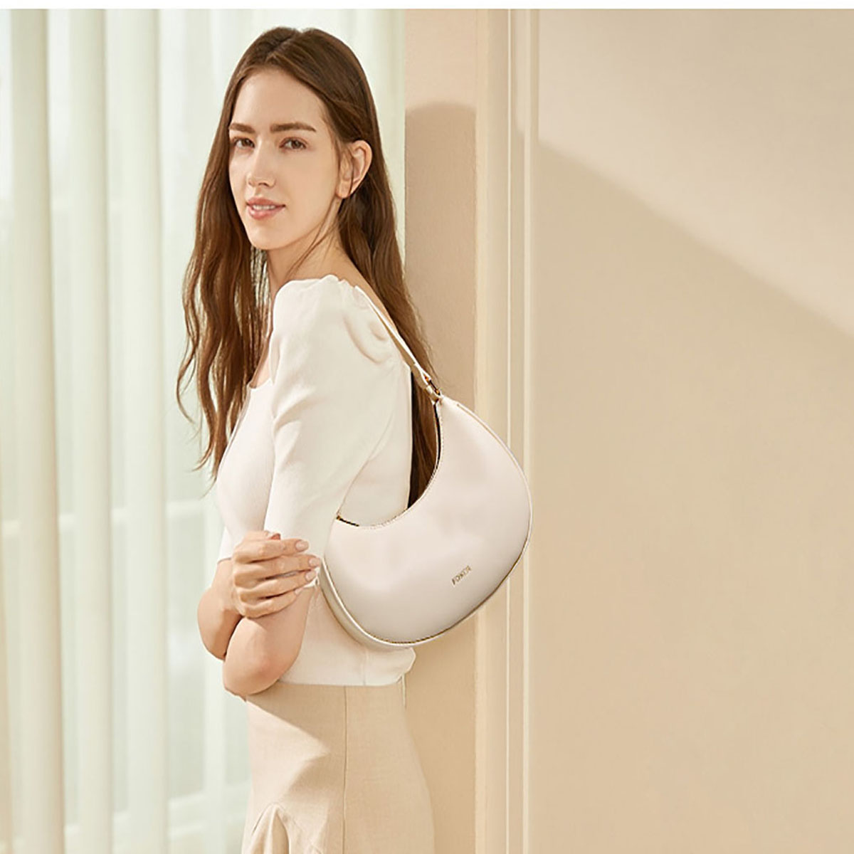FOXER 2026 Spring Summer New W - đánh giá và giá Half Moon Crescent